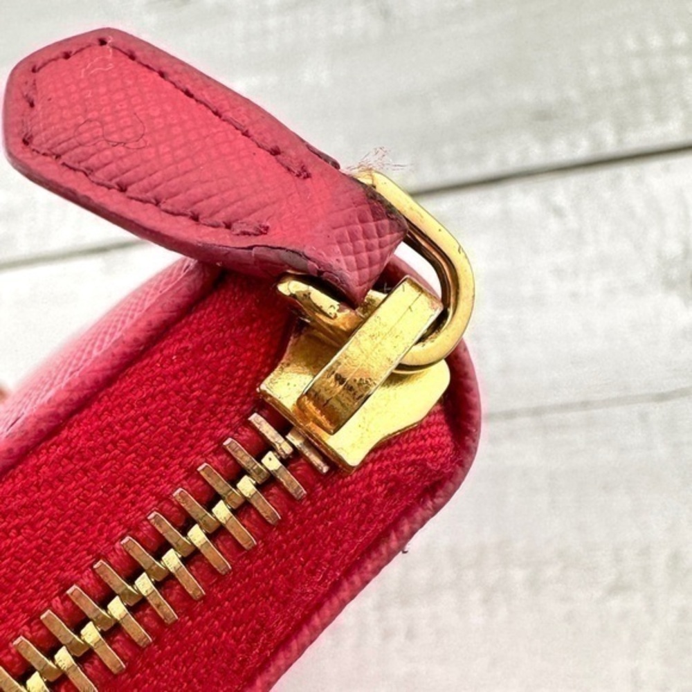 AUTHENTIC Prada Fiocco Bow Zip Around Wallet. Color: Peoria. - Picture 12 of 16
